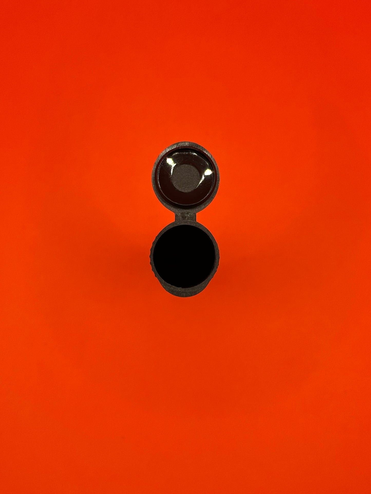 Tube Size: 116mm x 17mm (height x diameter)