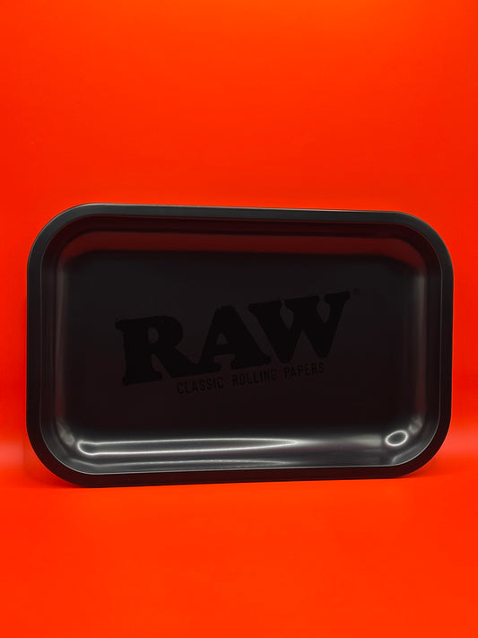 RAW Murder’d Matte Black Rolling Tray, a sleek, heavy-duty tray designed for serious rollers who value quality and aesthetics