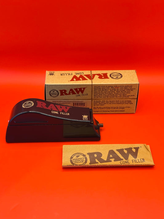 Raw rolling machine, rolling aid, cone filler