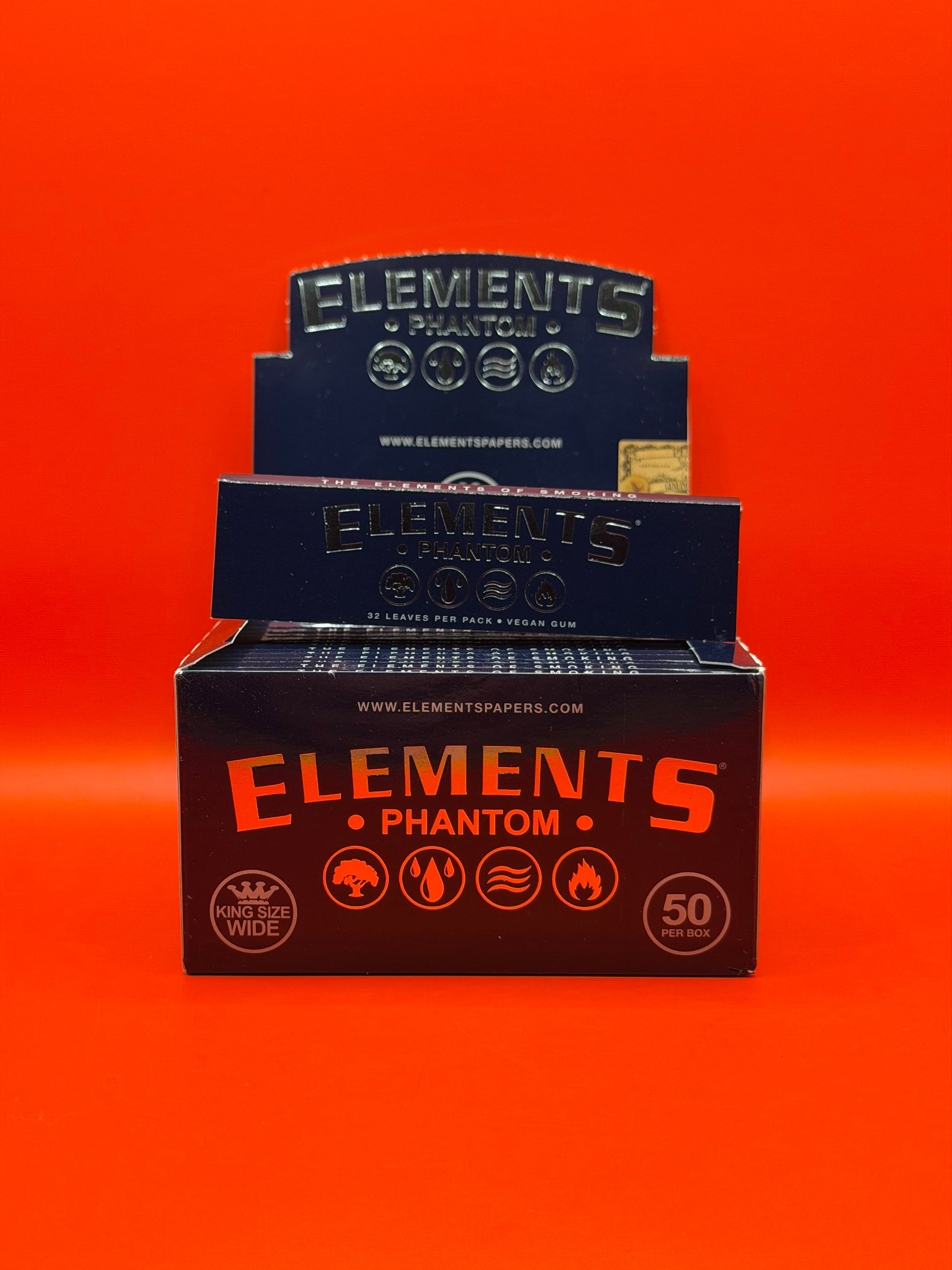 Phantom Edition Elements are almost weightless, burn exceptionally slow, and produce minimal ash, leaving only a trace of natural gum making it an essential choice for true connoisseurs. Limited edition king size wide papers.