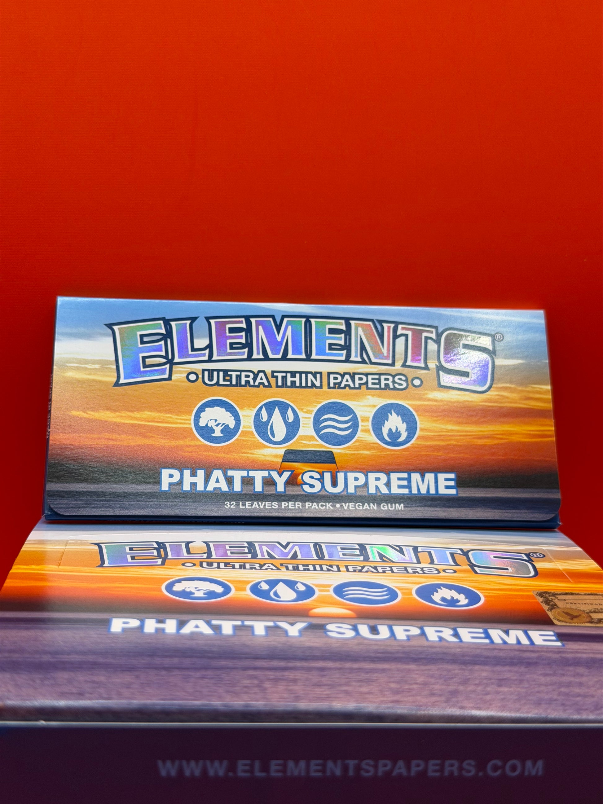 Elements Phatty Supreme Rolling Papers are for bigger rolls and made from ultra thin rice paper, they burn slowly and evenly with very little ash. 