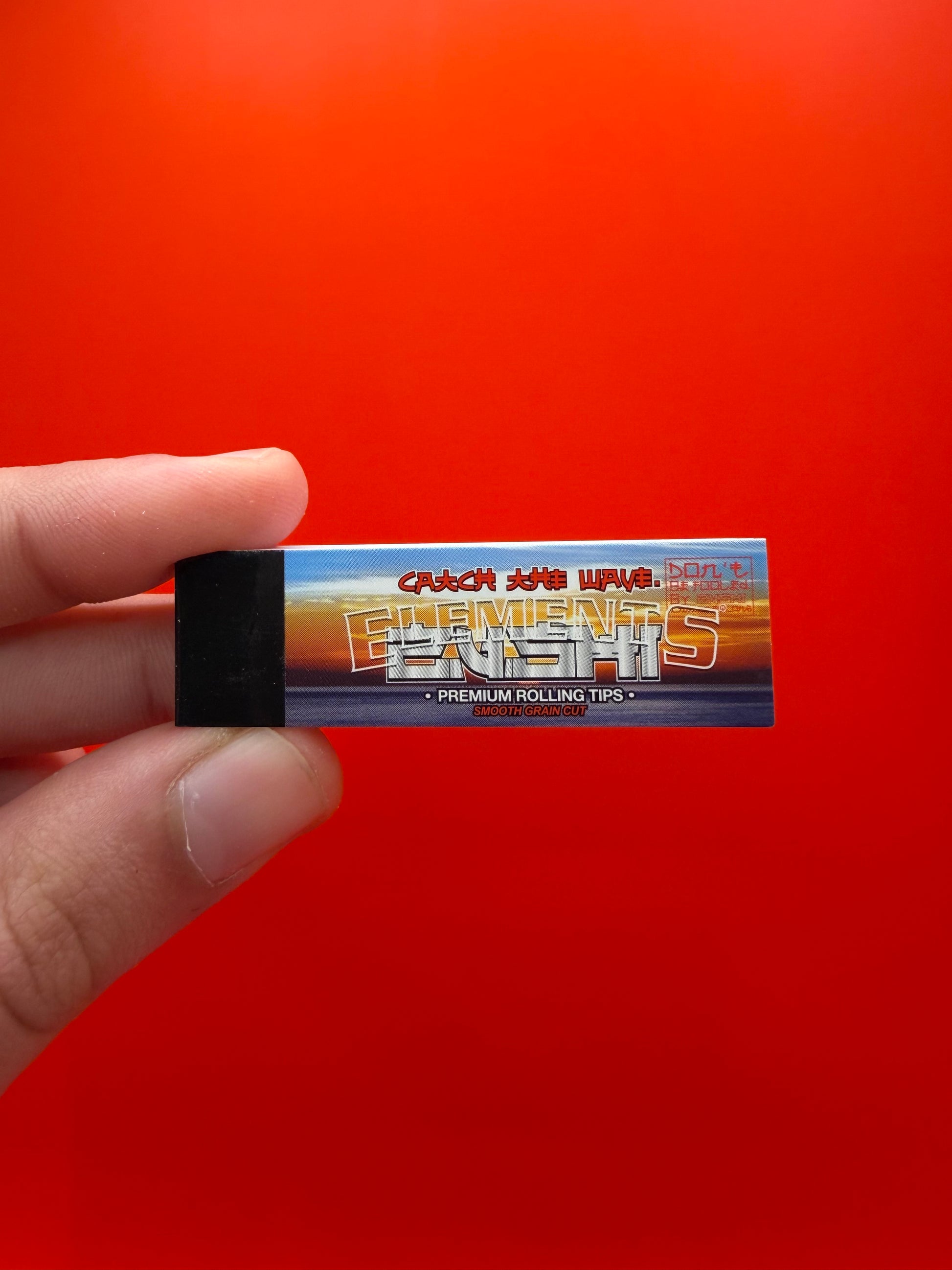 Elements X Zushi Rolling Tips, Filter Card. Smooth Grain Cut, Non-perforated, Priced per 1x individual pack, 50x tips per pack, LIMITED EDITION DROP. Shop Zushi Elements UK now.