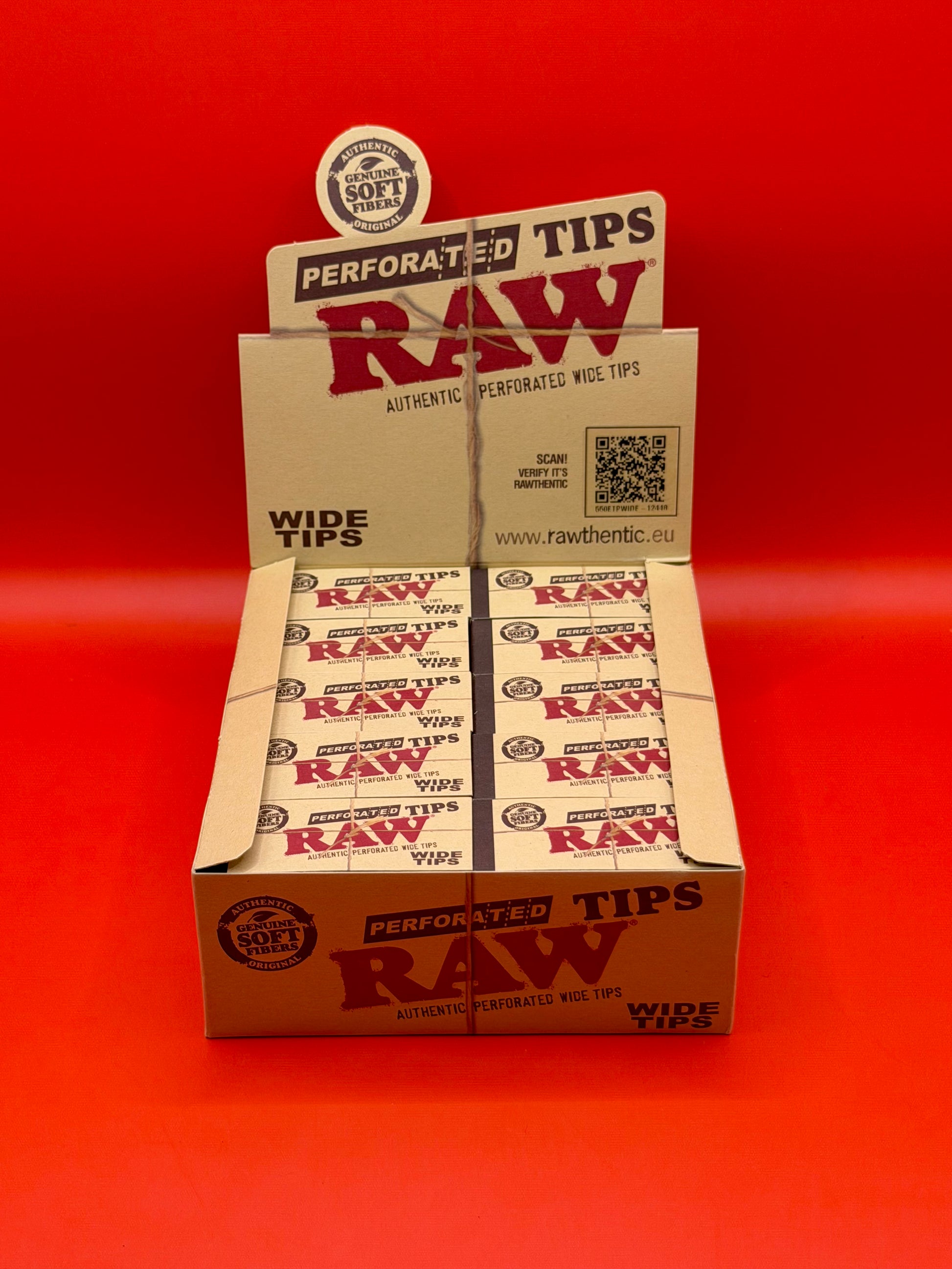 RAW Perforated Wide Rolling Tips are made for anyone who prefers a wider, sturdier tip when rolling. Each tip has perforated sections, making it easier to fold, shape, and roll your tip the way you like it.